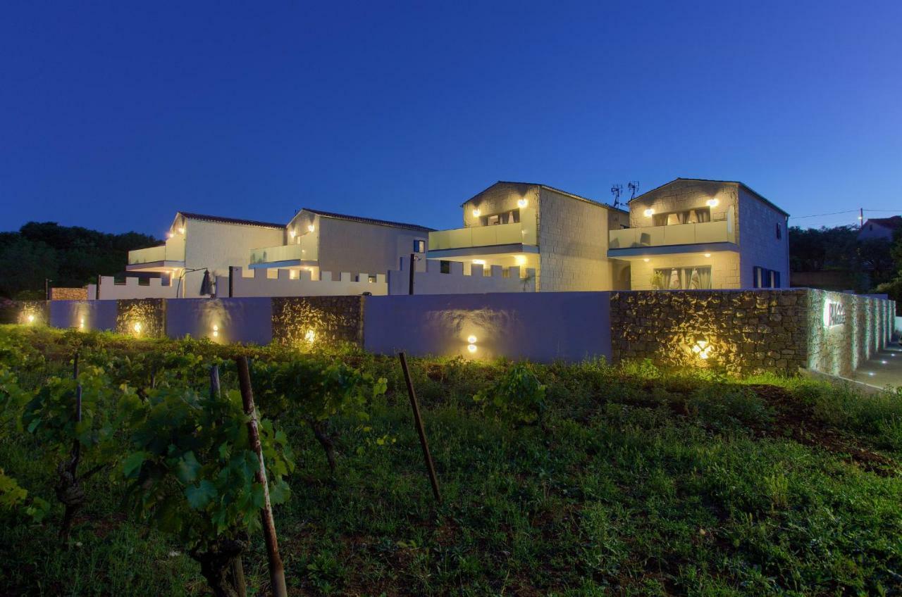 Pax Houses Vrh  Екстер'єр фото