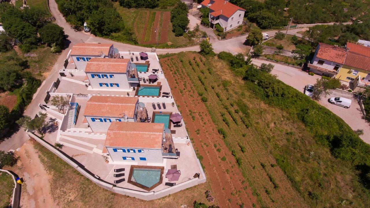 Pax Houses Vrh  Екстер'єр фото