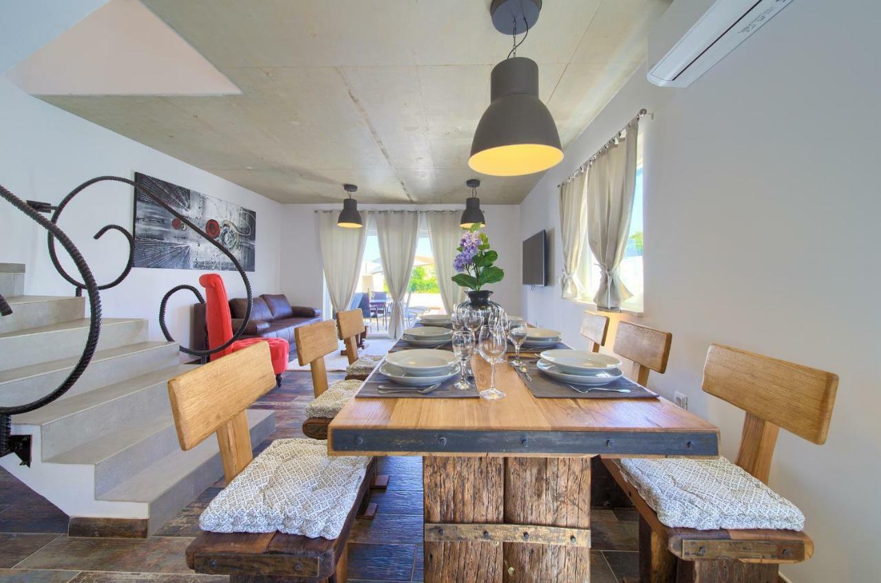 Pax Houses Vrh  Екстер'єр фото